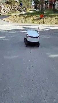 ROBOT food delivery FINLAND