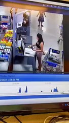 Problème à la caisse automatique 🏧