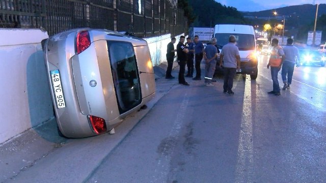 Kaza yaptı, yaralı arkadaşını bırakıp kaçtı