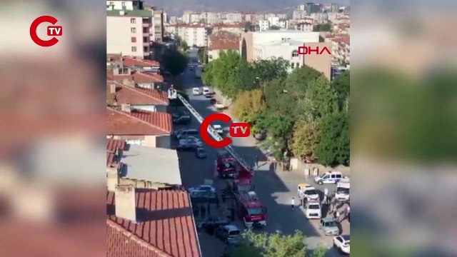 Kayseri'de 3 katlı binada korkutan yangın Bina tahliye edildi!