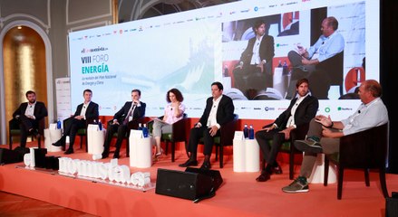 El autoconsumo confía en cumplir el PNIEC pese a su ralentización - Foro Energía - 6ª Mesa