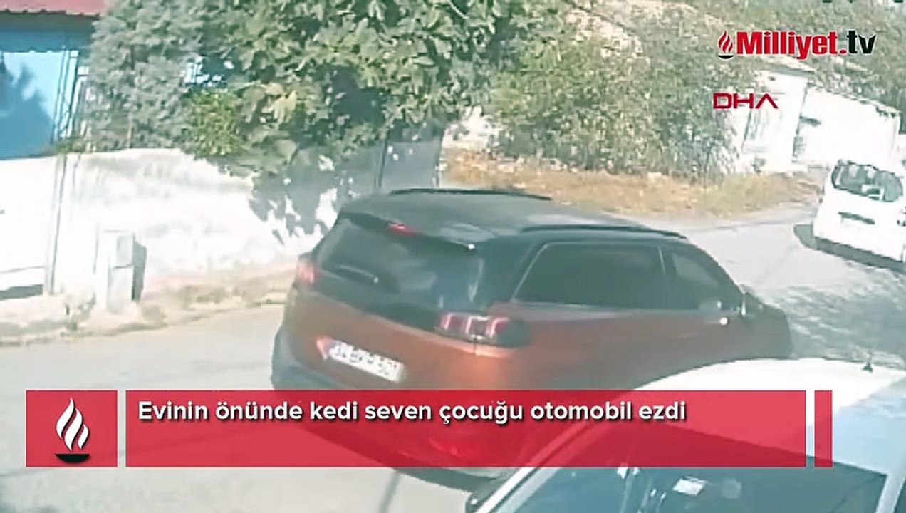 Evinin önünde kedi seven çocuğu otomobil ezdi! Şoför şoka girdi