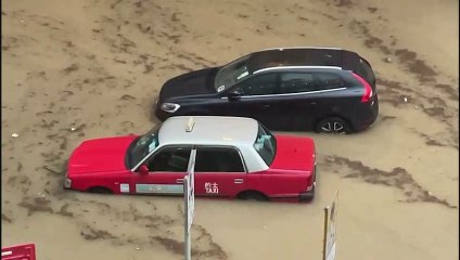 هونغ كونغ تواجه الأمطار الأكثر غزارة منذ نحو 140 عاما