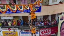 Dahi Handi:मुंबई में दही हांडी फोड़ने वाले 35 गोविंदा घायल,4 की स्थिति नाजुक;22 का OPD में इलाज जारी