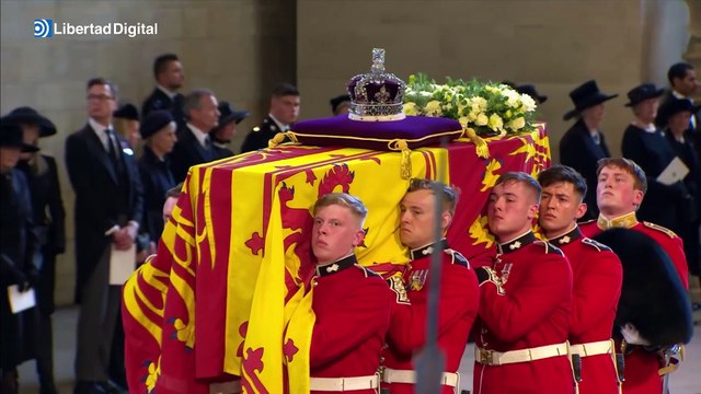 El rey Carlos III cumple un año en el trono con el aprobado de la ciudadanía británica