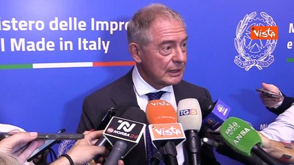 Caro voli, Urso: "Avremo tavolo collettivo con Ryanair, garantire diritto a viaggiare"