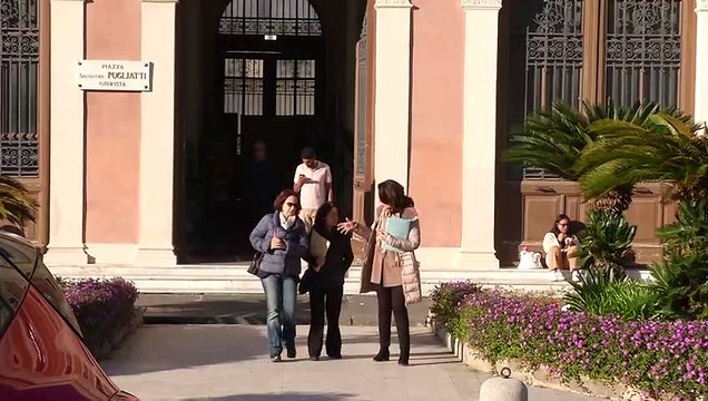 UNA POLTRONA PER DUE CORSA AL RETTORATO