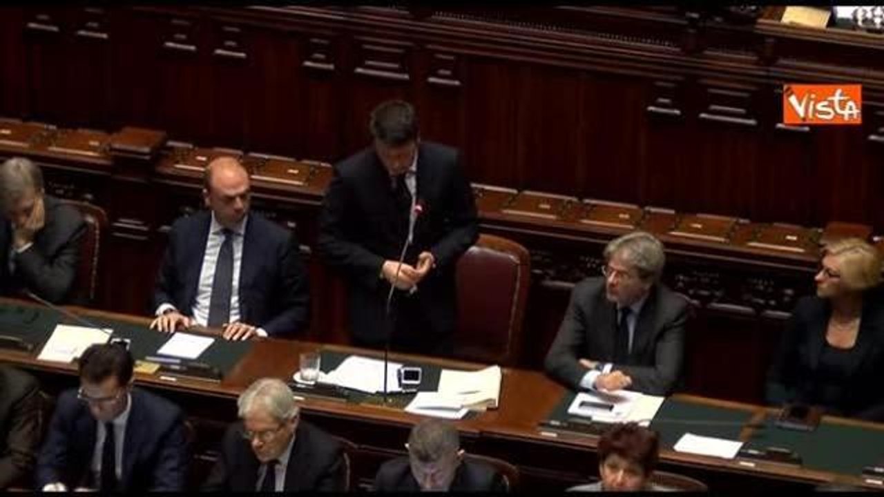 Renzi: «La politica estera non si fa su base dell'emozioni del momento»