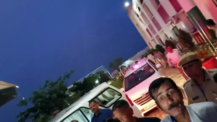 प्रियंका गांधी के सभा स्थल का जायजा लेने पहुंचे सीएम