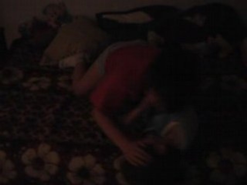 Yoyo et minou ki batte