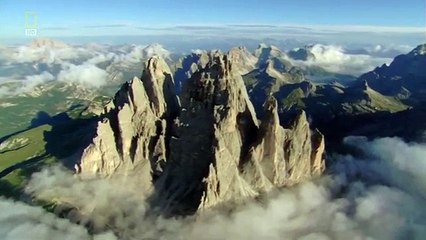 Seconds from Disaster: The 1963 Mountain Tsunami Devastation 🌊