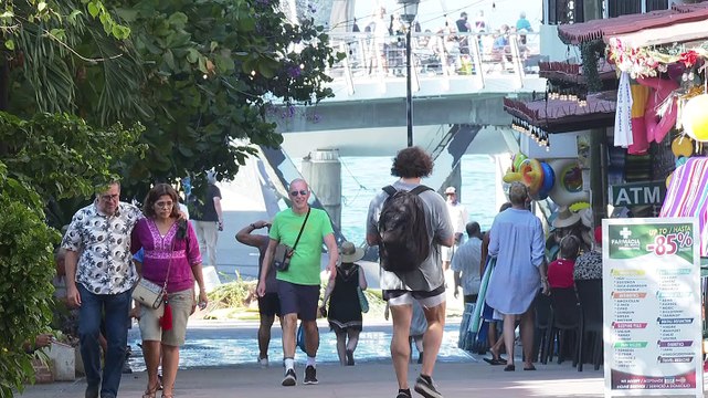 La Secturjal proyecta ocupación hotelera del 65% en Vallarta