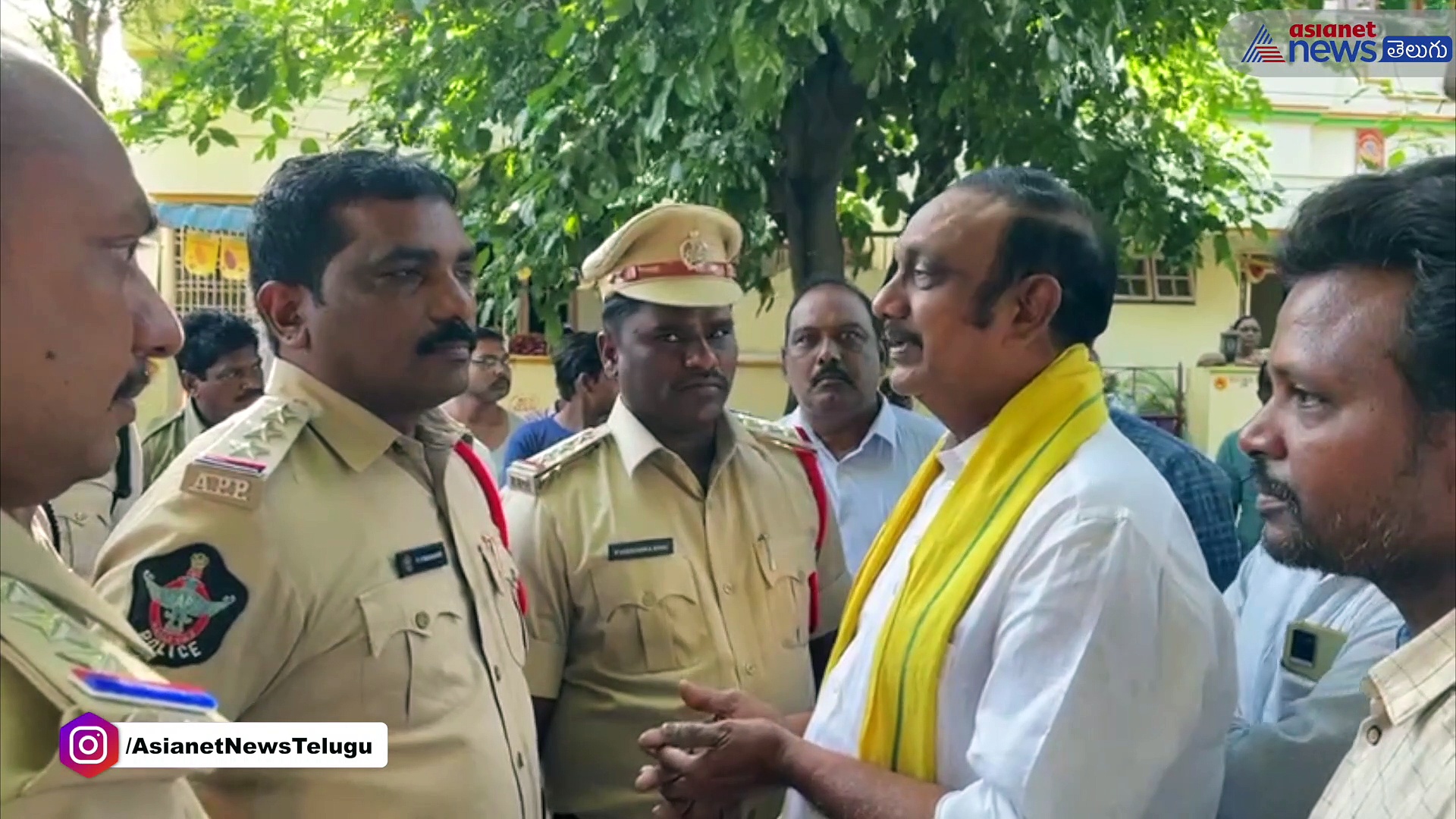 నరసరావుపేట లో చదలవాడ అరవిందబాబు హౌస్ అరెస్ట్