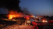 Manisa’da fabrikada yangın: Ekipler müdahale ediyor