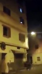 Fas'taki deprem anından ilk görüntüler! Devasa bina insanların üzerine böyle yıkıldı