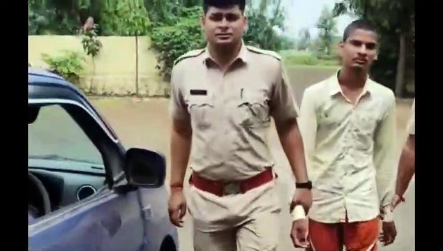 कार से एक क्विंटल डोडा चूरा जब्त