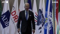 Biden al G20, il presidente Usa accolto dal primo ministro Modi