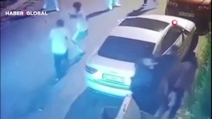 Bursa'da satır ve bıçaklar konuştu...Kavga anı kamerada