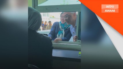 Kembara Kenali Borneo, Agong, Raja Permaisuri berkenan passport dicop
