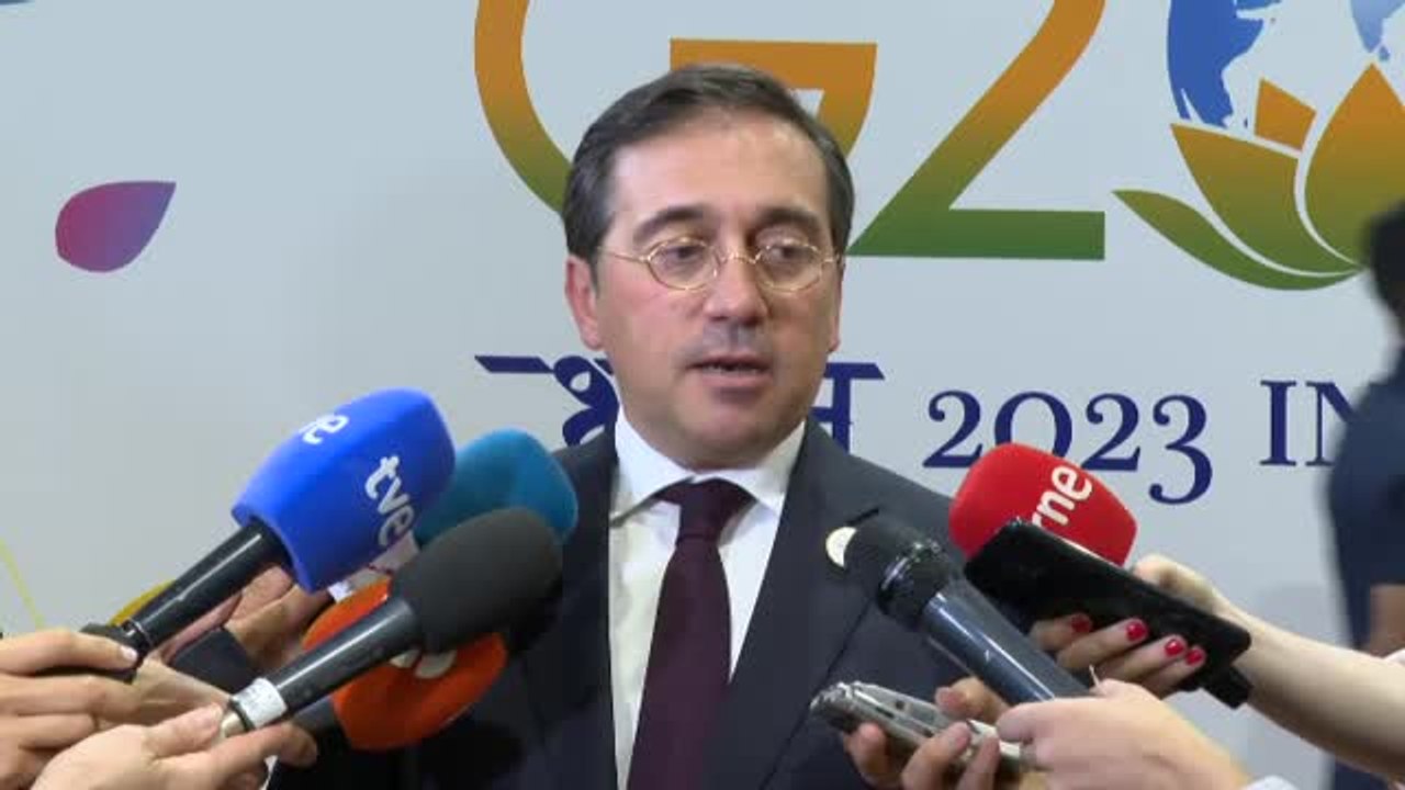 Albares: "En estos momentos no tenemos constancia de que haya ningún español fallecido o herido"