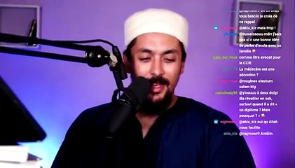 Sosyal medyada çok konuşulan o video! Deprem anındaki tavrıyla gündem oldu