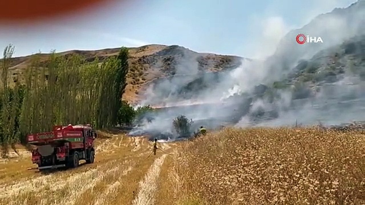 Çorum'un İskilip ilçesinde anız yangını çıktı
