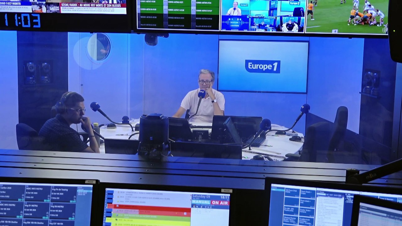 Coupe du monde de rugby : après la victoire des Bleus, des joueurs français à la rencontre de jeunes rugbymen