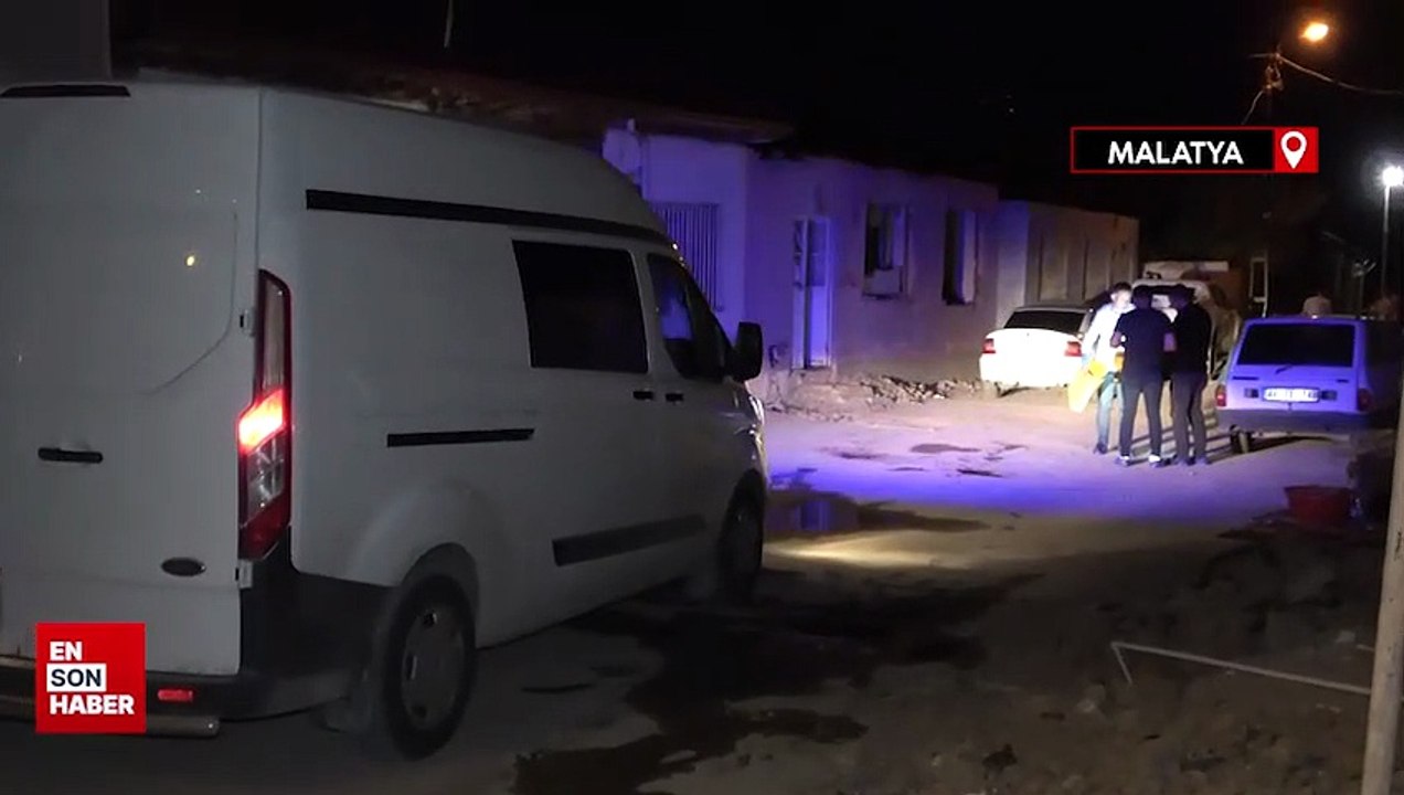 Malatya'da vahşi cinayet: Husumetlisinin boğazını kesti, canlı yayın yaptı