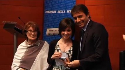 Il ct Conte  consegna il premio Stracca: «Spero che vi trasmetta anche i valori di Roberto»