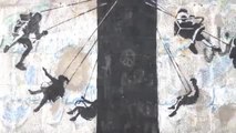 Banksy a Gaza, graffiti tra le macerie