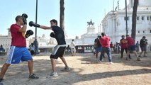 Piazza Venezia, il flash mob dei pugili sotto il Campidoglio