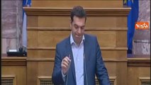 Tsipras al Parlamento greco: «Creditori stanno umiliando popolo ellenico»