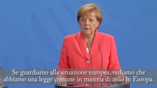 Migranti, Merkel e Hollande: Italia e Grecia accelerino sui nuovi centri di accoglienza