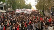 Atene: scontri durante la commemorazione del 15enne ucciso dalla polizia nel 2008