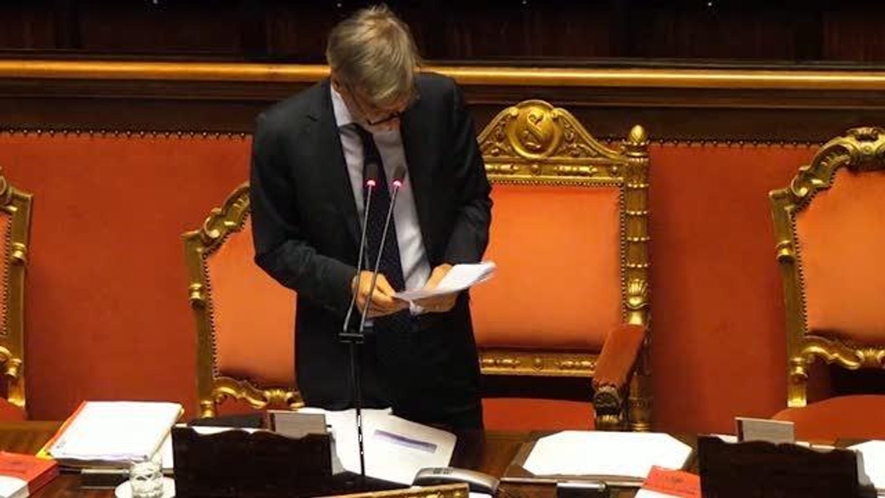 Caos Fiumicino, Delrio: «Paralisi ventennale»