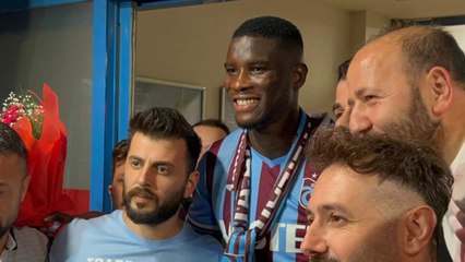 Trabzonspor’un yeni transferi, dev golcü Paul Onuachu şehre geldi