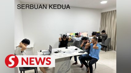 Tải video: 12 detained during gambling call centre raid in KL