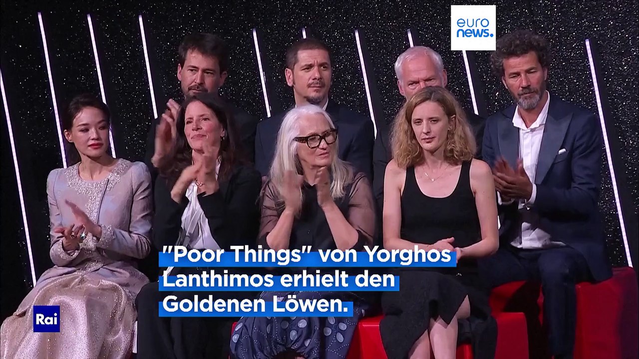 Jubel in Athen: Yorgos Lanthimos erhält Hauptpreis der Mostra für seinen Film 'Poor Things'