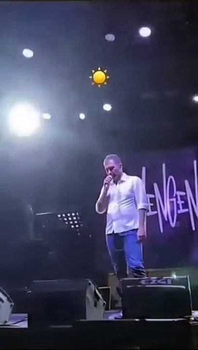 Yeniden milletvekili seçilemeyen Barış Atay, oyunculuk ve yönetmenliğe geri dönüş sinyali verdi