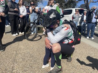Record-breaking cyclist Andrew Kerec arrives home to Canberra