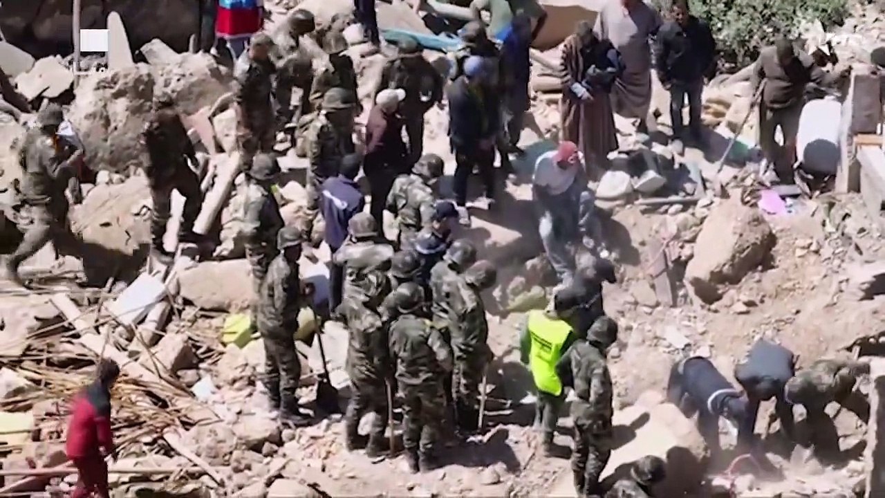 حصيلة ضحايا زلزال المغرب تتجاوز الألفي قتيل وعم...