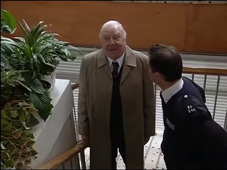 The Bill S12E131 Old Codgers