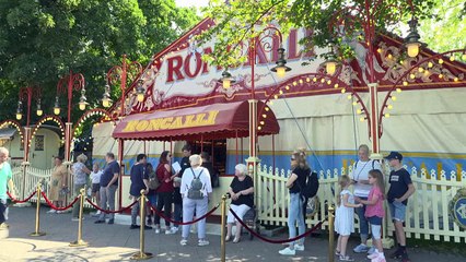 German circus replaces live animals with holograms