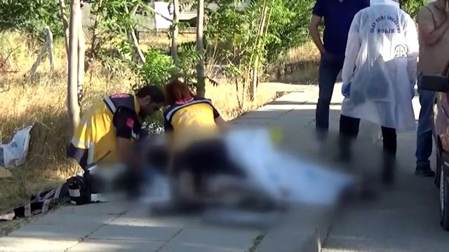 Karısını ve baldızını öldüren kişi intihar etti