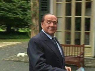 Berlusconi inedito (e in inglese): «As Steve Jobs..I will tell you my story, you’ll  write what you like»
