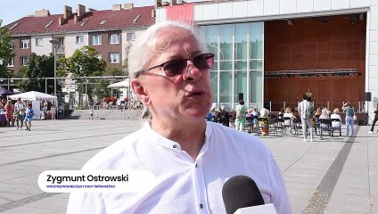 Festyn przed ratuszem w Koszalinie