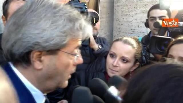 Siria, Gentiloni: «Assad è al centro del problema, deve lasciare con transizione non a suon di bombe»