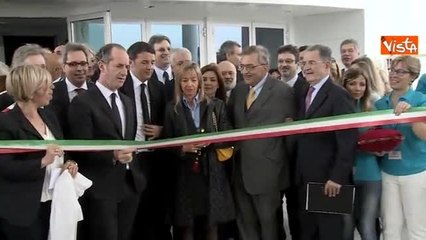 Renzi invita Prodi per il taglio del nastro a Expo Venezia