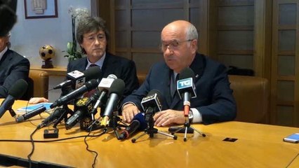 Calcioscommesse, Tavecchio: «Dobbiamo cacciare i mercanti dal tempio»