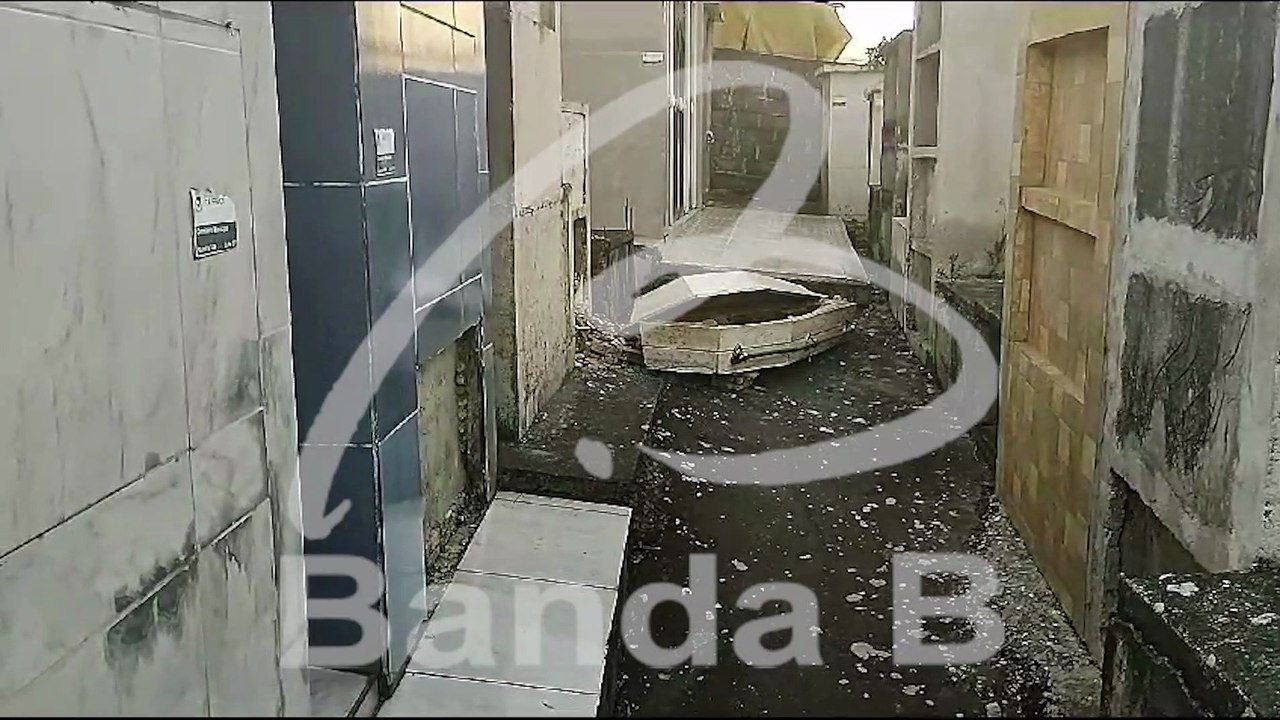 Bela jovem que morreu em Itaperuçu tem túmulo violado e família pede justiça: "quem fez isso que pague pelo que fez"